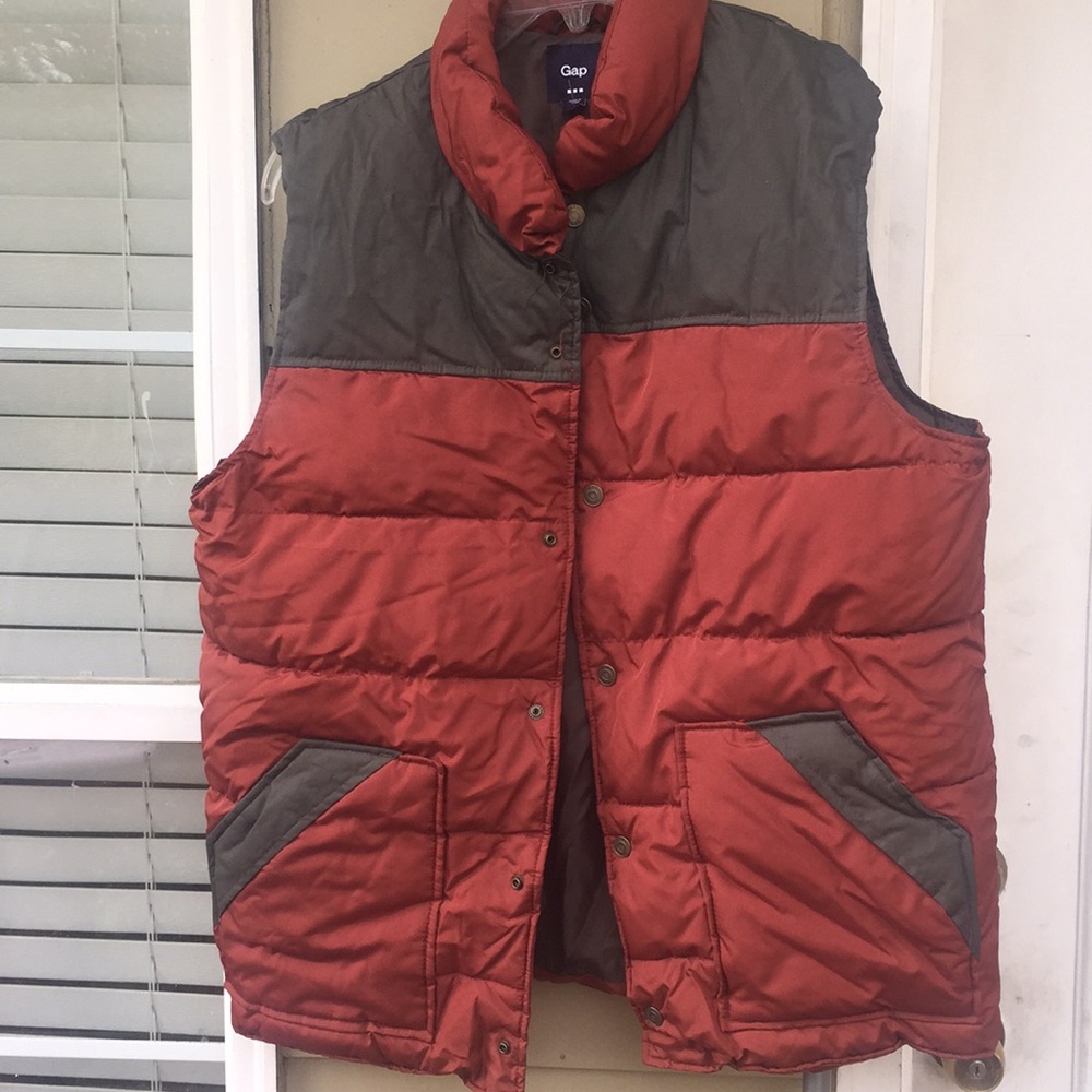 Men's gap puffy vest new